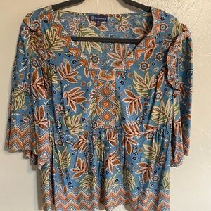 Democracy Floral Peplum 3/4 Sleeve Ruffled V-Neck Top